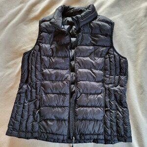Black puffer vest